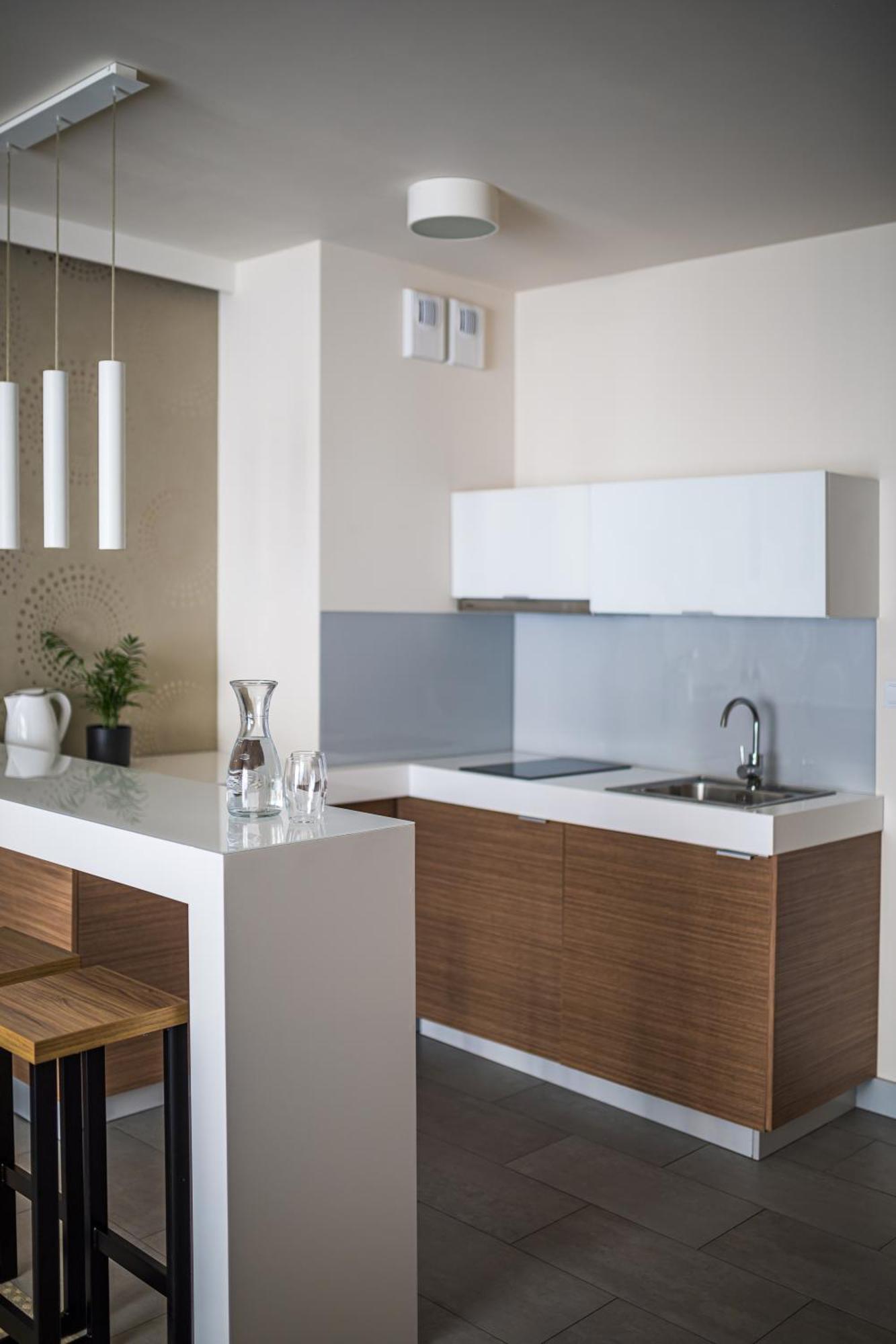 Rest Apartments Вроцлав Экстерьер фото
